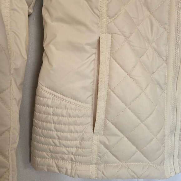 Cute quilted jacket - Picture 3 of 9